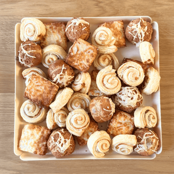 Commande d'un plateau de 4 assortiments de feuilletés apéritifs